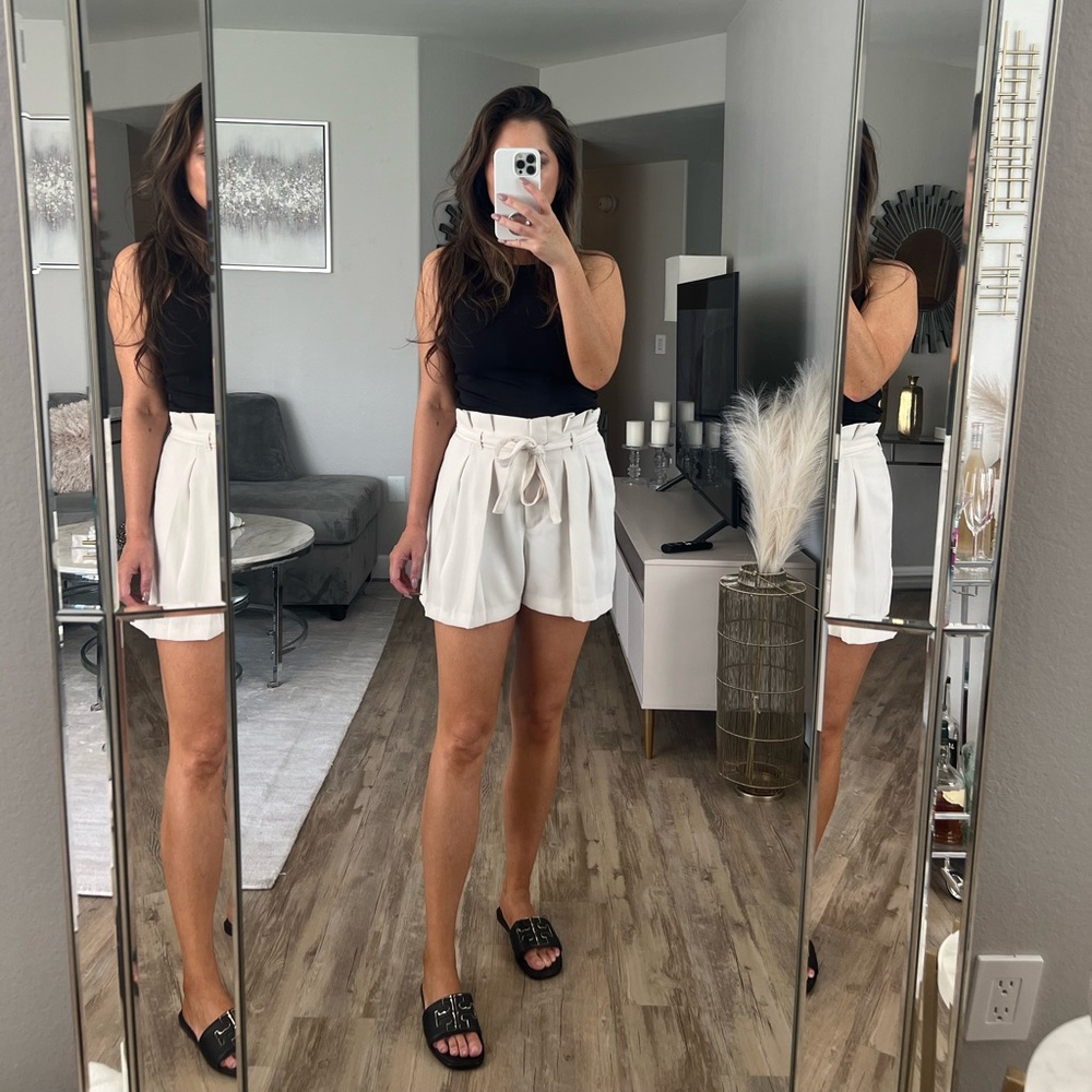 Express Bermuda Cream Paper Bag Super High Rise Belted Bow Tie Shorts Size 4